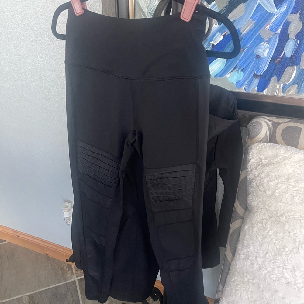 Victoria Sport Black Leggings Black S